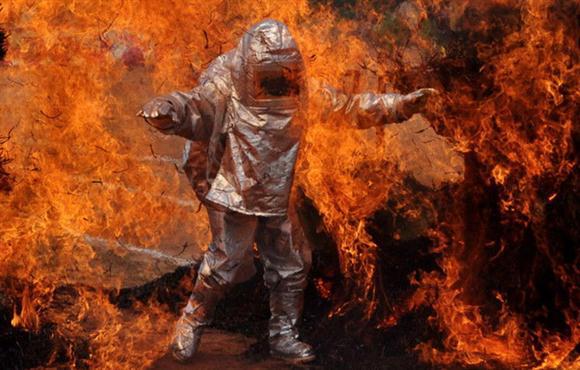 上海科学家发明耐火纳米绳 超级